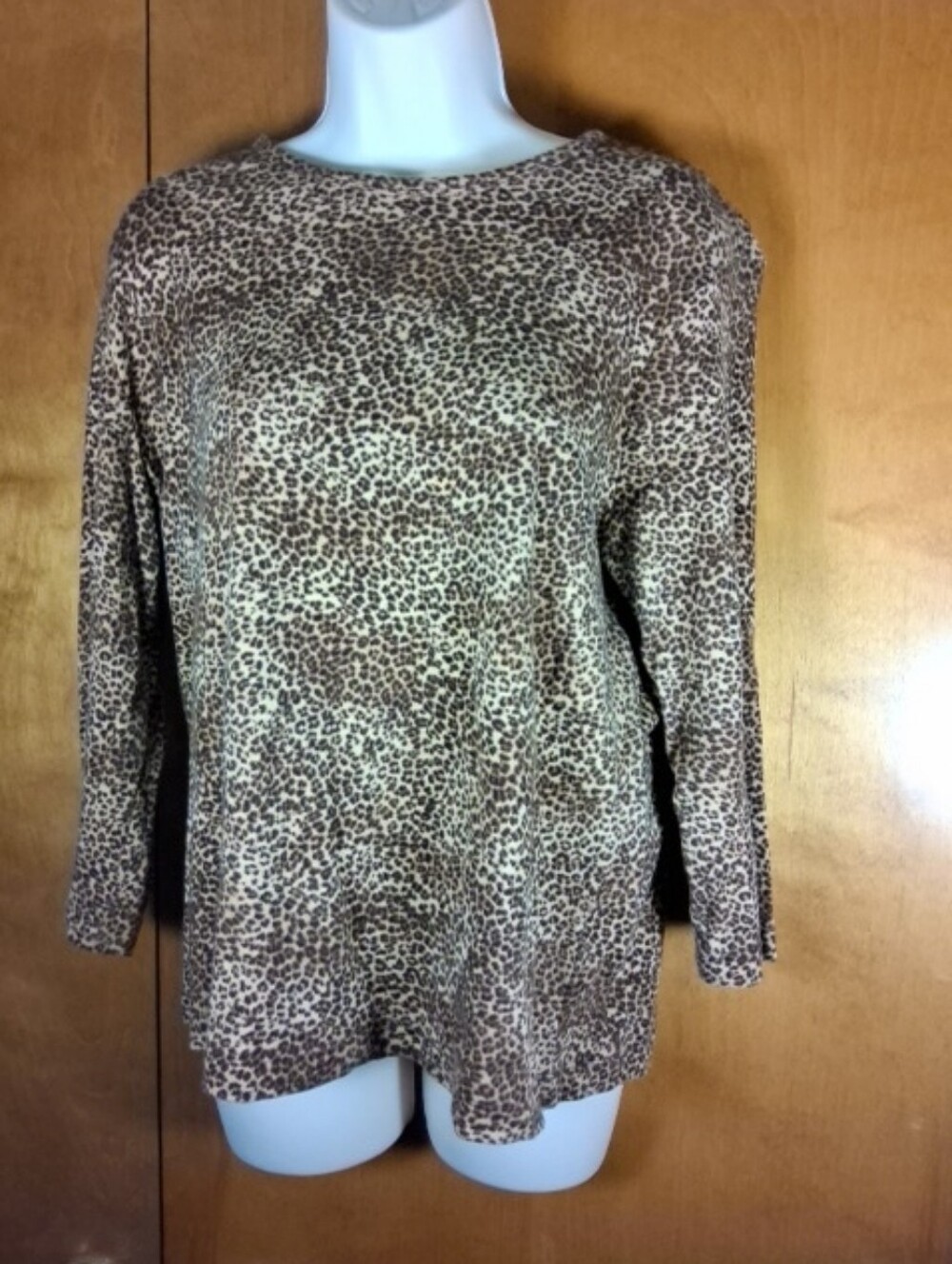 Jones of New York Classic Leopard Print Long Sleeve Top - Brown & Cream Cotten